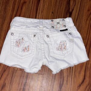 Miss Me White Jean Shorts with Embroidered Details